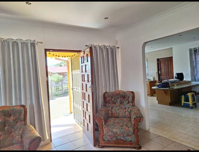 3 BEDROOM HOUSE FOR SALE IN CRAIGIEBURN